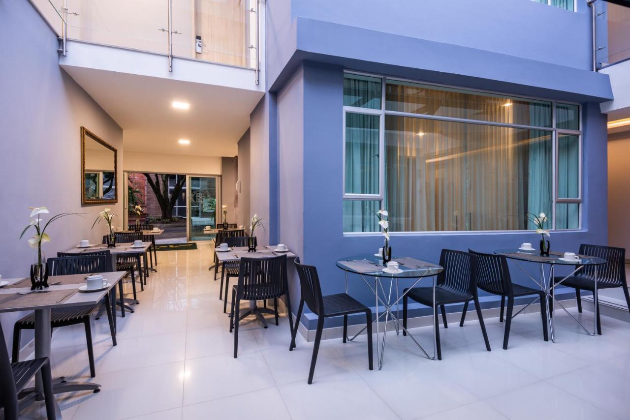 Hotel Asturias Medellin Exterior photo